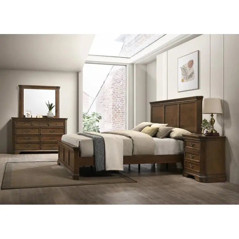 Traditional Wood Panel 5-Piece King Bed Set